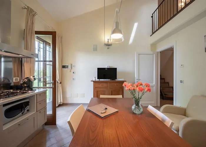 Podere Vignanova & 住宿加早餐酒店 4*