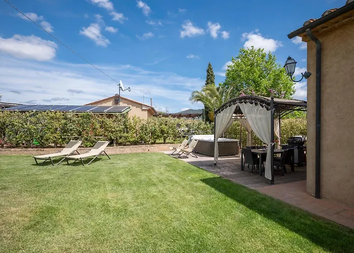 Podere Vignanova & 住宿加早餐酒店