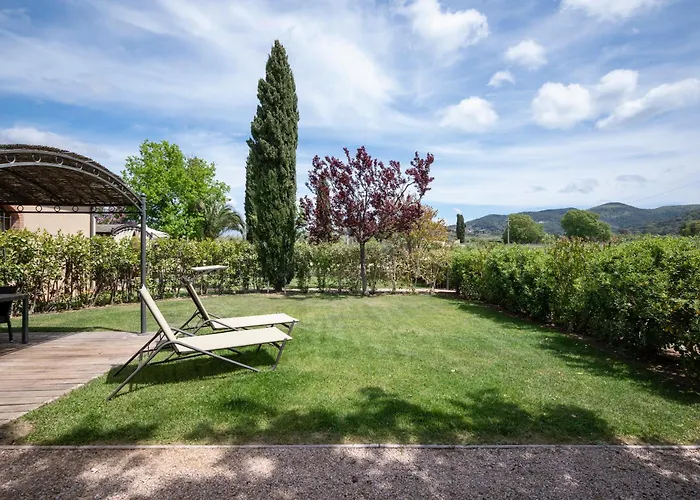 Podere Vignanova & 住宿加早餐酒店 4*