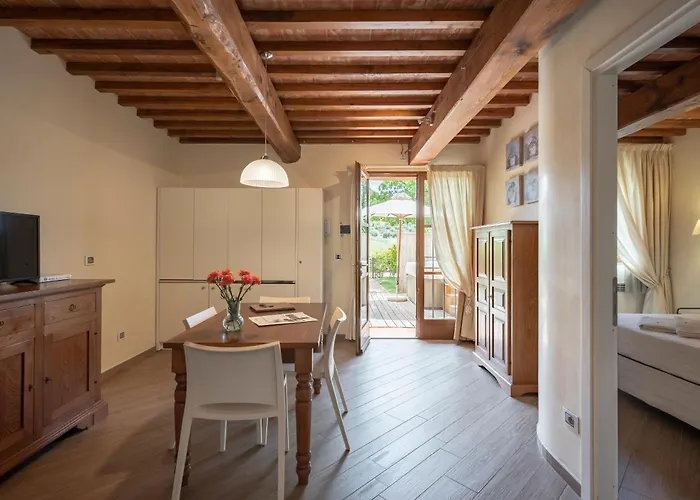 Podere Vignanova & 4*