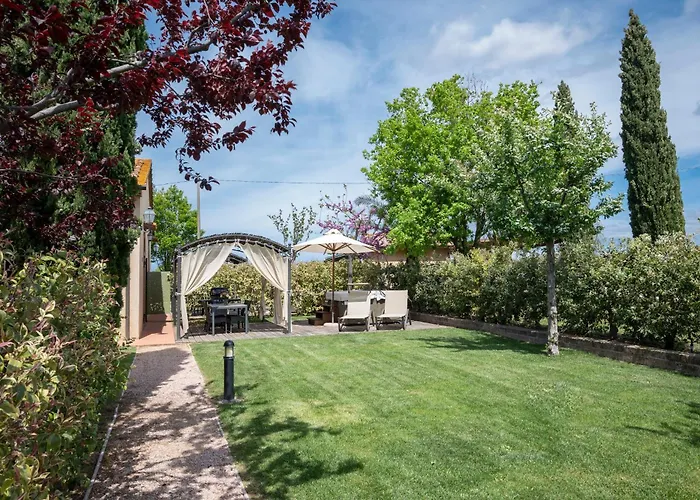 住宿加早餐酒店 Podere Vignanova & 卡斯塔涅托卡尔杜奇