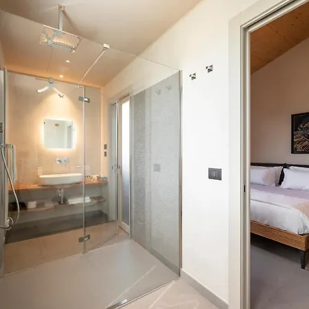 Podere Vignanova & Bed and Breakfast Castagneto Carducci