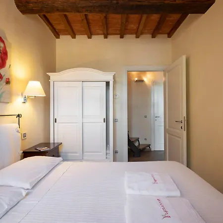 Bed and Breakfast Podere Vignanova & Castagneto Carducci