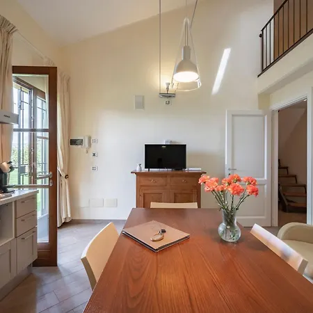 Podere Vignanova & Bed and Breakfast 4*