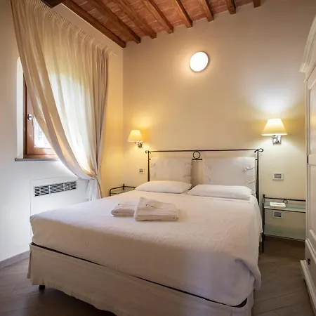 Podere Vignanova & Bed and Breakfast